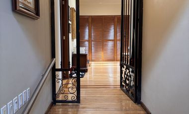 ESPECTACULAR CASA CON AMPLIOS ESPACIOS