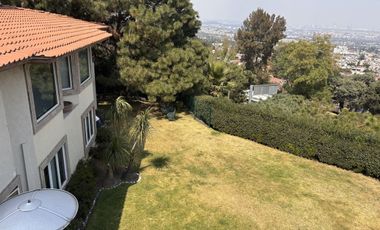 ESPECTACULAR CASA CON AMPLIOS ESPACIOS