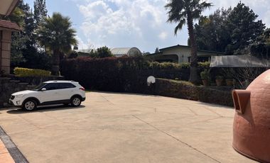 ESPECTACULAR CASA CON AMPLIOS ESPACIOS