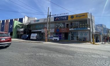 Venta local en pequeña plaza. Lateral Recta. Bello Horizonte