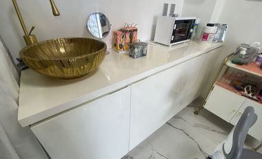 Venta local en pequeña plaza. Lateral Recta. Bello Horizonte