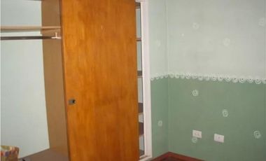 Chalet 6 ambientes sobre lote amplio- Ituzaingó