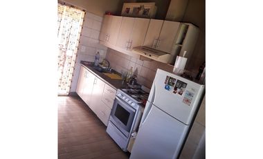 Casa 2 ambientes-Tipo Chalet   Oportunidad - Ituzaingó Norte