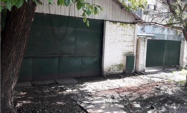 Casa con Galpón y Depto - Ituzaingó Norte