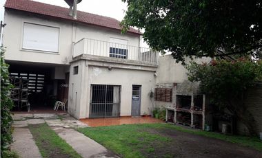 Casa Tipo Chale 4 Ambientes  - Moron Sur