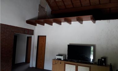 Casa Tipo Chale 4 Ambientes  - Moron Sur