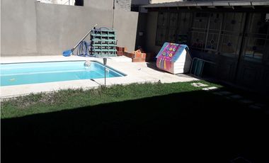 Casa 5 Ambientes- Castelar Sur