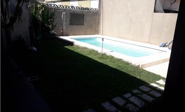 Casa 5 Ambientes- Castelar Sur
