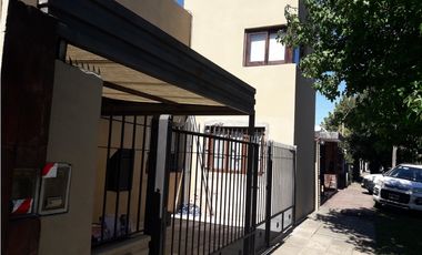 Casa 5 Ambientes- Castelar Sur