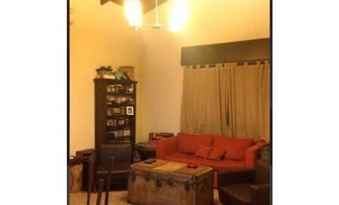 Casa 5 Ambientes- Castelar Sur