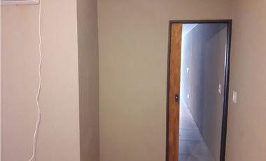 Casa 5 Ambientes- Castelar Sur