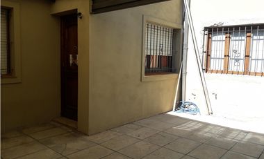 Casa 5 Ambientes- Castelar Sur