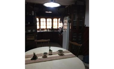 Casa Chalet 6 Ambientes- Ituzaingó Norte