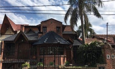 Casa Chalet 6 Ambientes- Ituzaingó Norte