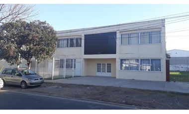 Edificio Comercial - Oportunidad Retasado-Ituzaingó Sur