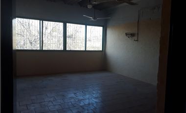 Edificio Comercial - Oportunidad Retasado-Ituzaingó Sur