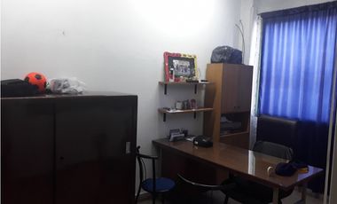 Edificio Comercial - Oportunidad Retasado-Ituzaingó Sur