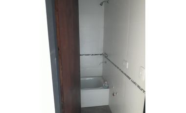 Departamento 3 Ambientes a Estrenar con Cochera. - Castelar Norte