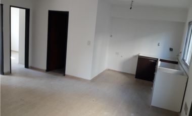 Departamento 3 Ambientes a Estrenar con Cochera. - Castelar Norte