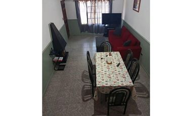 Casa 4 Ambientes en  Venta Ituzaingo Norte