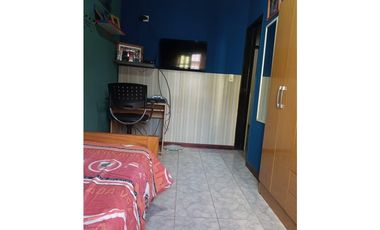 Casa 4 Ambientes en  Venta Ituzaingo Norte