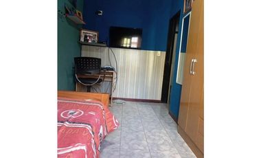 Casa 4 Ambientes en  Venta Ituzaingo Norte