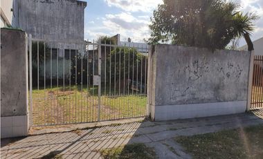 CASA AMERICANA3 AMBIENTES EN DOS PLANTAS CON LOCAL COMERCIAL- Ituzaingó Norte