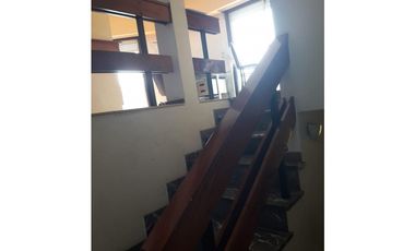 CASA AMERICANA3 AMBIENTES EN DOS PLANTAS CON LOCAL COMERCIAL- Ituzaingó Norte