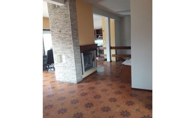 CASA AMERICANA3 AMBIENTES EN DOS PLANTAS CON LOCAL COMERCIAL- Ituzaingó Norte