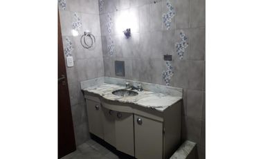 CASA AMERICANA3 AMBIENTES EN DOS PLANTAS CON LOCAL COMERCIAL- Ituzaingó Norte