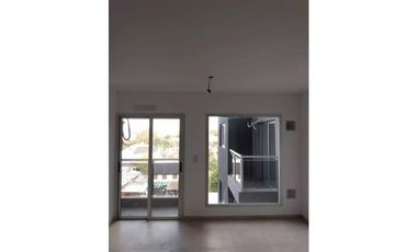 Departamento a estrenar con cochera, en el centro de Moron.