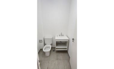 Departamento 4 Ambientes con cochera en Venta -Castelar Sur