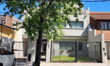 Departamento 4 Ambientes con cochera en Venta -Castelar Sur
