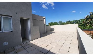 Departamento 4 Ambientes con cochera en Venta -Castelar Sur