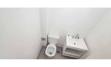 Departamento 4 Ambientes con cochera en Venta -Castelar Sur