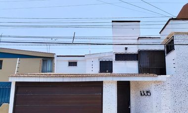 Casa con Jardín Prolongación Moderna