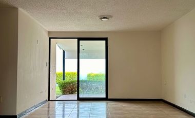 Casa con Jardín Prolongación Moderna