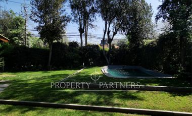 Espectacular y acogedora casa en exclusivo condominio de Los Almendros