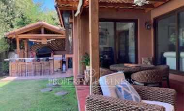 Espectacular y acogedora casa en condominio sector Pedro Fontova