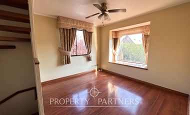 Espectacular casa en consolidado condominio cercano a Colegio San Francisco Javier