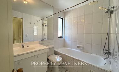 Espectacular casa en consolidado condominio cercano a Colegio San Francisco Javier