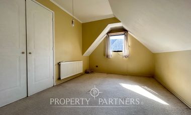 Espectacular casa en consolidado condominio cercano a Colegio San Francisco Javier