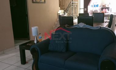 CASA EN VENTA AL  ORIENTE
