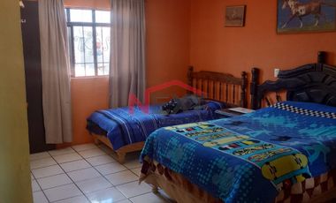 CASA EN VENTA AL  ORIENTE