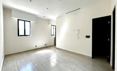 CASA DE ESQUINA EN PH NATIVA REMODELADA CON SISTEMA DE DOMOTICA.