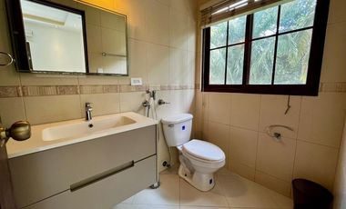 Vive en Grande: Venta de casa de Dos Niveles en Camino de Cruces