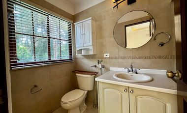 Vive en Grande: Venta de casa de Dos Niveles en Camino de Cruces