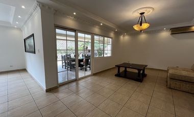 Amplia casa en Costa del Este, Residencia Costa Dorada
