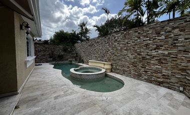 Amplia casa en Costa del Este, Residencia Costa Dorada
