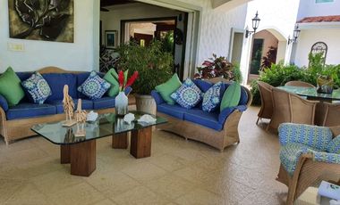 Frente al mar, con el lote mas amplio, en Buenaventura